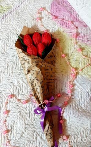 Букет тюльпанов из конфет