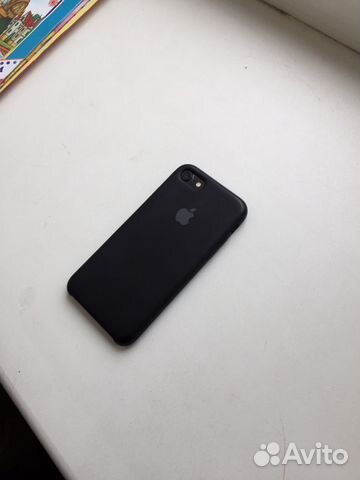 Телефон iPhone 7 чёрный матовый 128 Гб