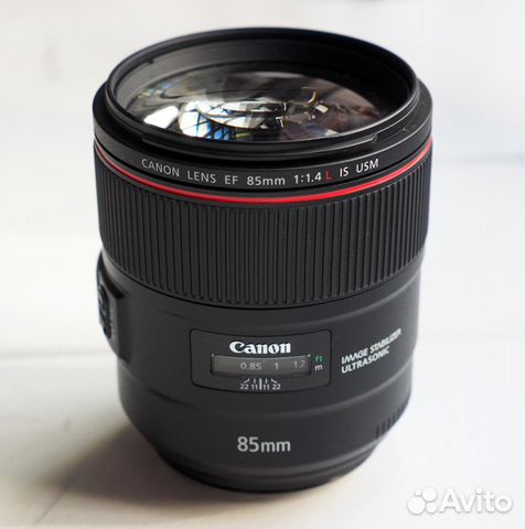 Canon EF 85mm f/1.4L IS USM