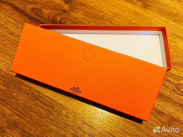 Подарочная коробка и пакет Hermes (оригинал) Подарочная коробка и пакет Hermes (оригинал)