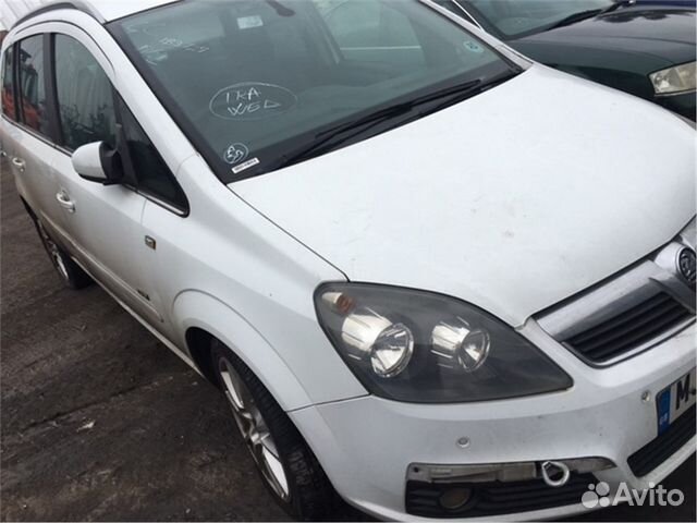 Дверь капот фара бампер Opel Zafira B
