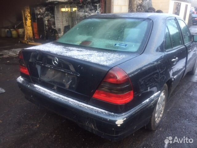 Дверь капот фара бампер Mercedes C W202