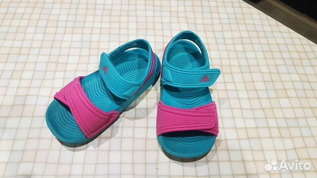 Босоножки сланцы adidas