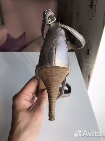 Босоножки Esprit