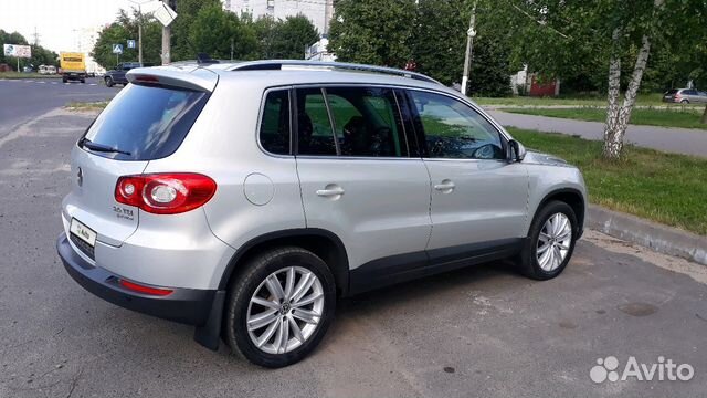 Volkswagen Tiguan 2.0 AT, 2011, 129 000 км