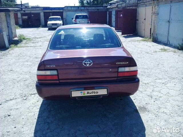 Toyota Corolla 1.6 AT, 1997, 60 000 км
