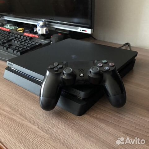 Sony PlayStation 4 Slim