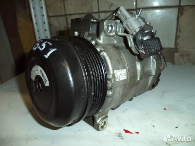 Компрессор кондиционера Mercedes W204 W212