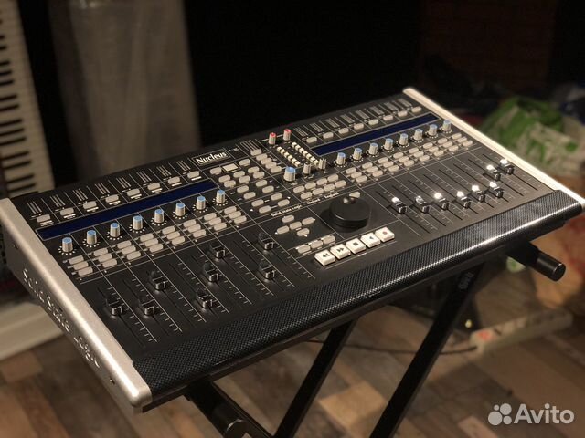 Пульт SSL Nucleus (Midi-контроллер) Пульт SSL Nucleus (Midi-контроллер)