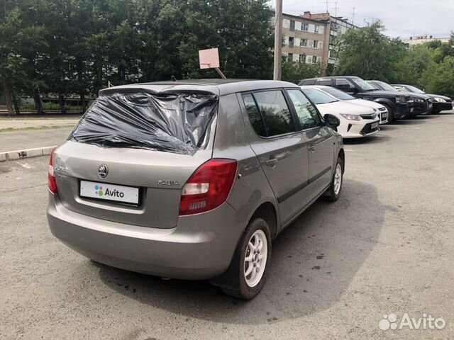 Skoda Fabia 1.2 МТ, 2014, битый, 120 000 км