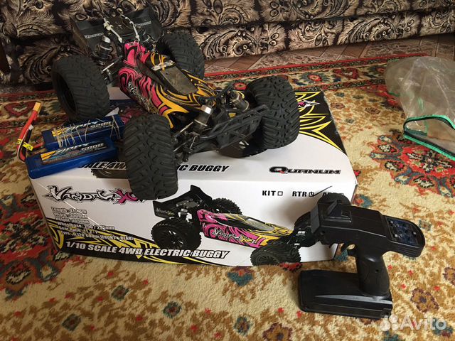 Р/У модель 1/10 Quanum Vandal XL 4WD Monster Buggy Р/У модель 1/10 Quanum Vandal XL 4WD Monster Buggy
