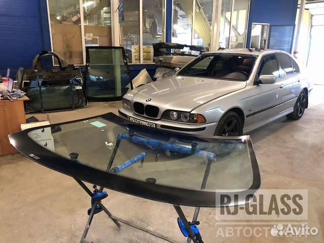 Лобовое стекло Бмв Е39 Лобовое стекло Бмв Е39