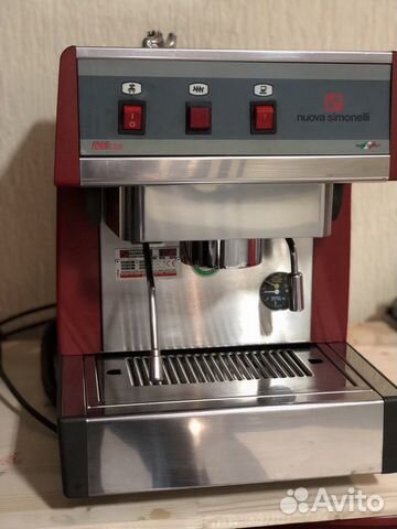 Кофемашина и кофемолка Simonelli mac 2000