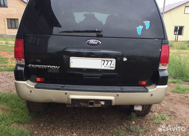 Продам задний бампер Ford Expedition 2 Продам задний бампер Ford Expedition 2
