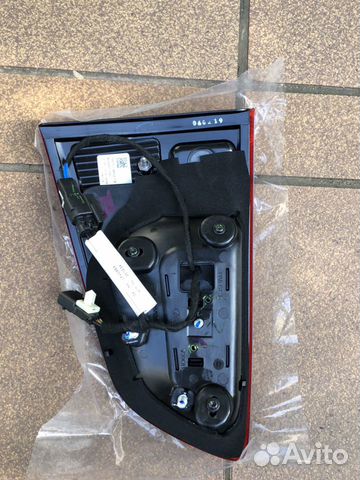 Задняя фара Форд Экоспорт с кнопкой открывания две Задняя фара Форд Экоспорт с кнопкой открывания две