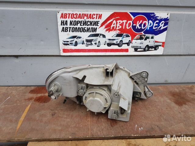 Фара передняя левая Kia Rio 1999-2002 Фара передняя левая Kia Rio 1999-2002