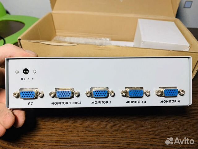 VGA splitter разветвитель 1*4