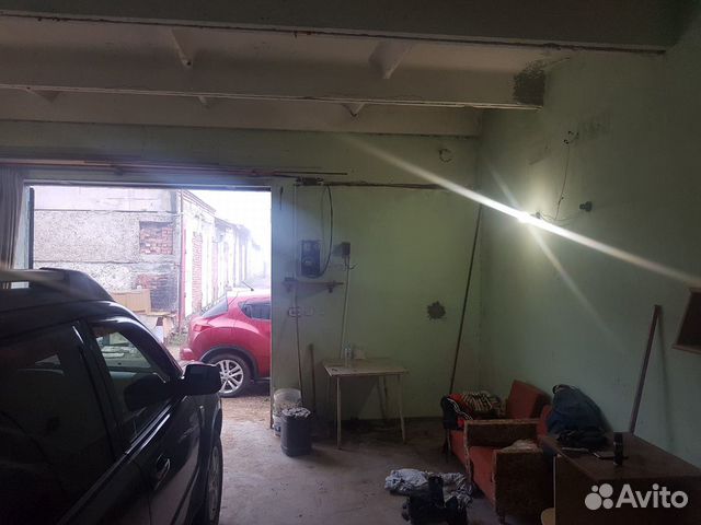 Гараж, > 30 м²