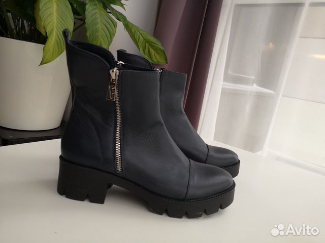 Новые ботинки демисезонные 39 р