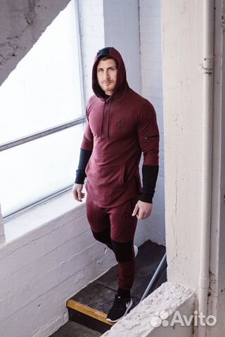 Спортивный костюм Спортивный костюм