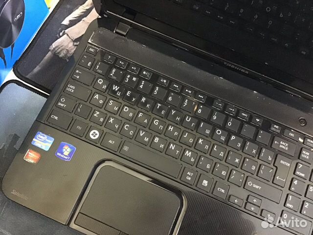 Игровой ноутбук Toshiba i5-2410/4RAM/320HDD/Radeon