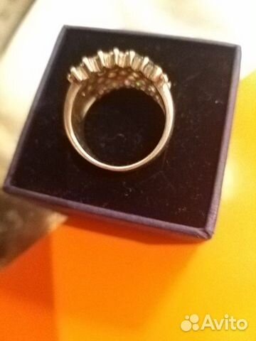 Серебряное кольцо 925 пробы с самоцветами