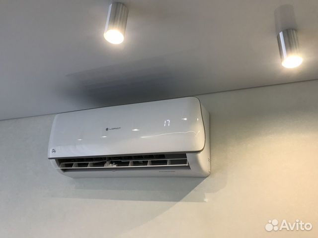 Loriot Sky / Монтаж