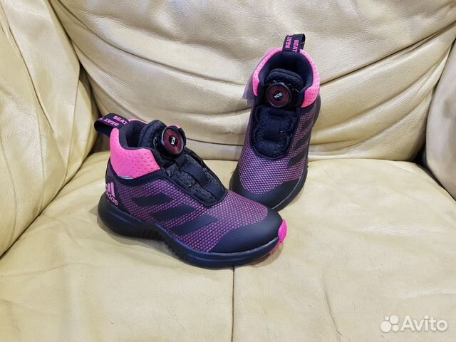 Кроссовки Adidas новые утеплённые 30 и 35 Кроссовки Adidas новые утеплённые 30 и 35
