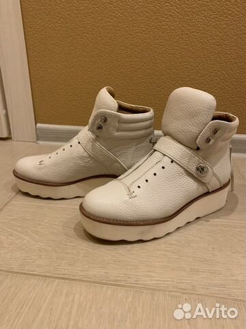 Новые ботинки Coach