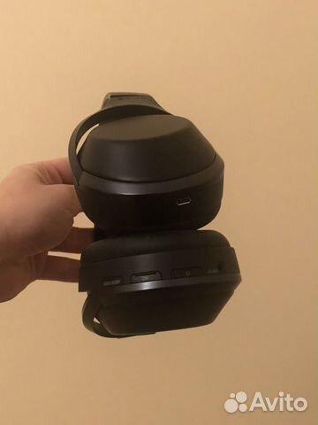 Беспроводные наушники Sony MDR-1000X как новые Беспроводные наушники Sony MDR-1000X как новые