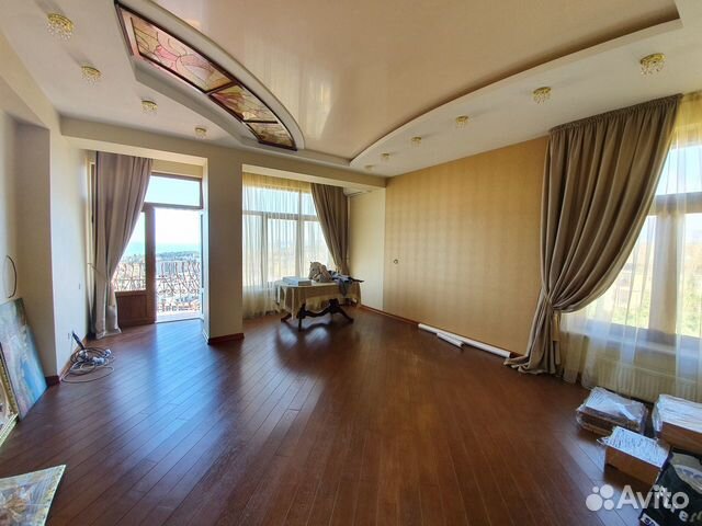 4-к квартира, 120 м², 4/6 эт.