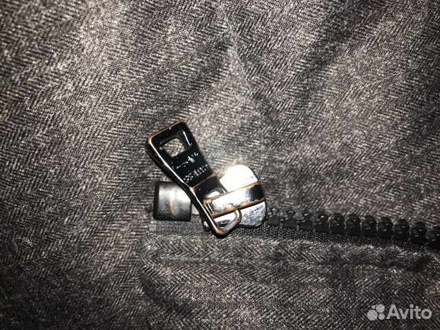 Пуховик мужской guess