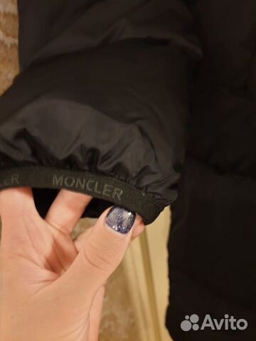 Пуховик Moncler