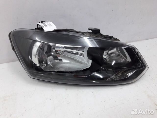 Фара правая Volkswagen Polo MK5 2011-2015 Фара правая Volkswagen Polo MK5 2011-2015