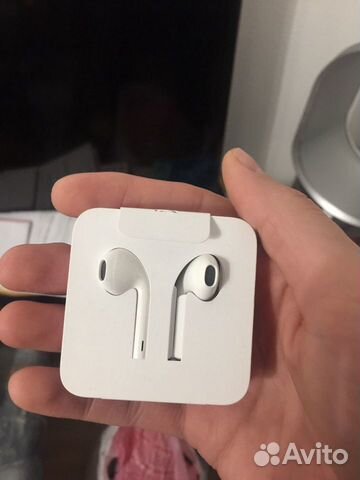 Наушники Apple iPhone earpods Наушники Apple iPhone earpods