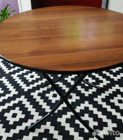 Стол обеденный круглый складной Стол обеденный круглый складной