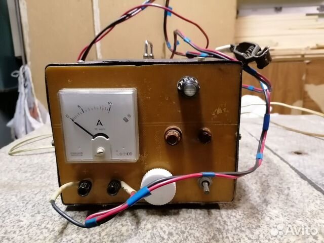Зарядное устройство для автомобильных аккумуляторо Зарядное устройство для автомобильных аккумуляторо