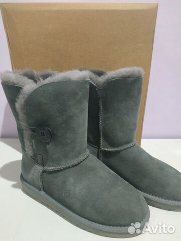 UGG Bailey Button Угги с одной пуговкой серые UGG Bailey Button Угги с одной пуговкой серые