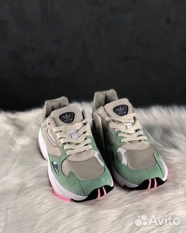 Кроссовки Adidas Falcon Кроссовки Adidas Falcon