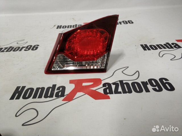 Фонарь в крышку багажника задний правый Honda Фонарь в крышку багажника задний правый Honda