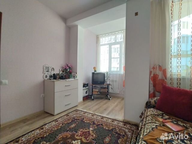2-к квартира, 42 м², 3/6 эт.