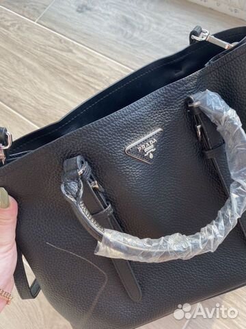Сумка новая кожа prada