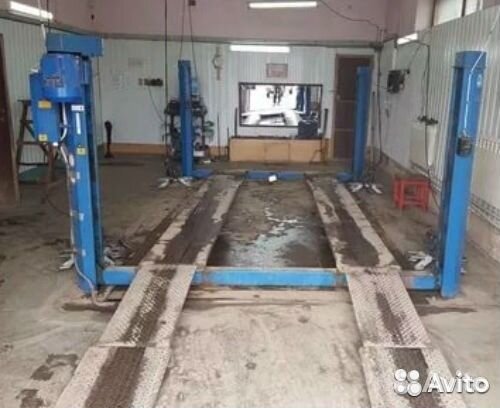 Подъемник автомобильный