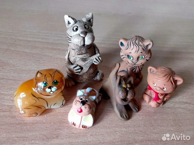 Сувенирные фигурки кошки коты котята
