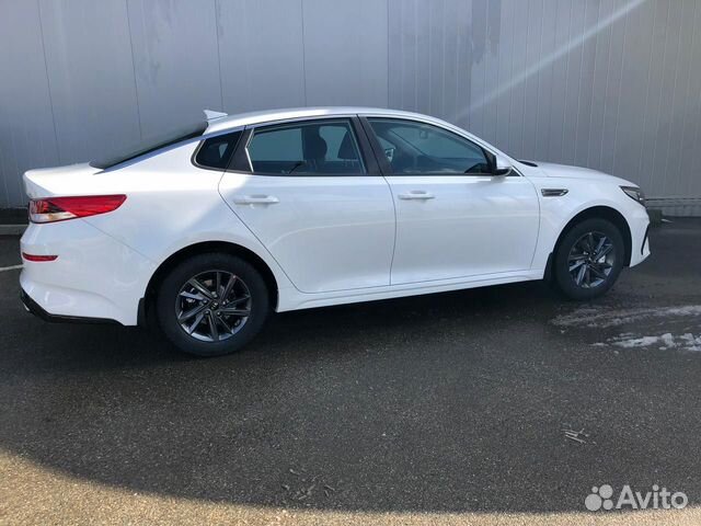 KIA Optima 2.0 AT, 2020