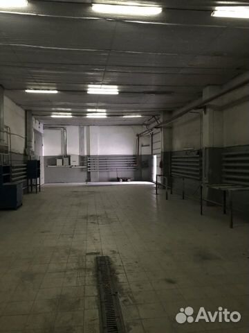 Производственное помещение, 608 м²