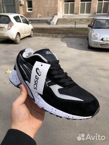 Кроссовки asics