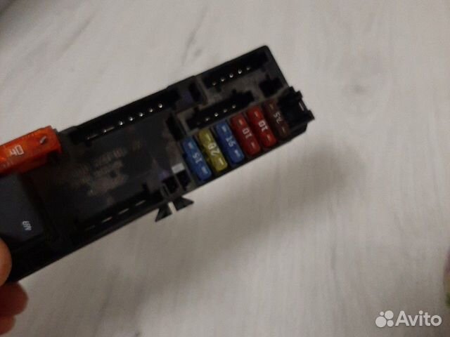 Блок предохранителей mercedes A0005400072 Блок предохранителей mercedes A0005400072