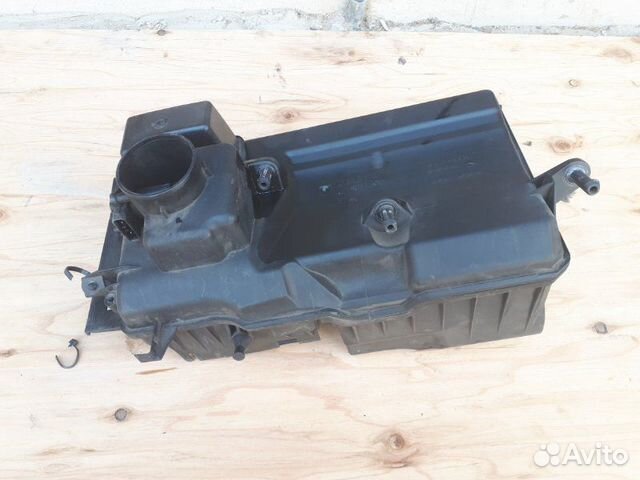 Корпус воздушного фильтра Volvo S40 2 2.4 2008 Корпус воздушного фильтра Volvo S40 2 2.4 2008