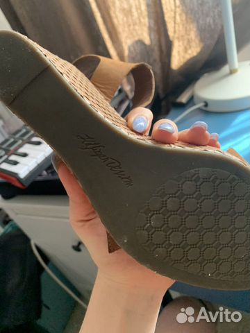 Босоножки Tommy Hilfiger.Оригинал.37 Босоножки Tommy Hilfiger.Оригинал.37